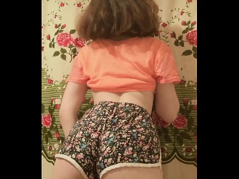 ❤️ Garota jovem e sexy tirando seus shorts da câmera ️❌ Porno em nós pt-br.sex78.ru
